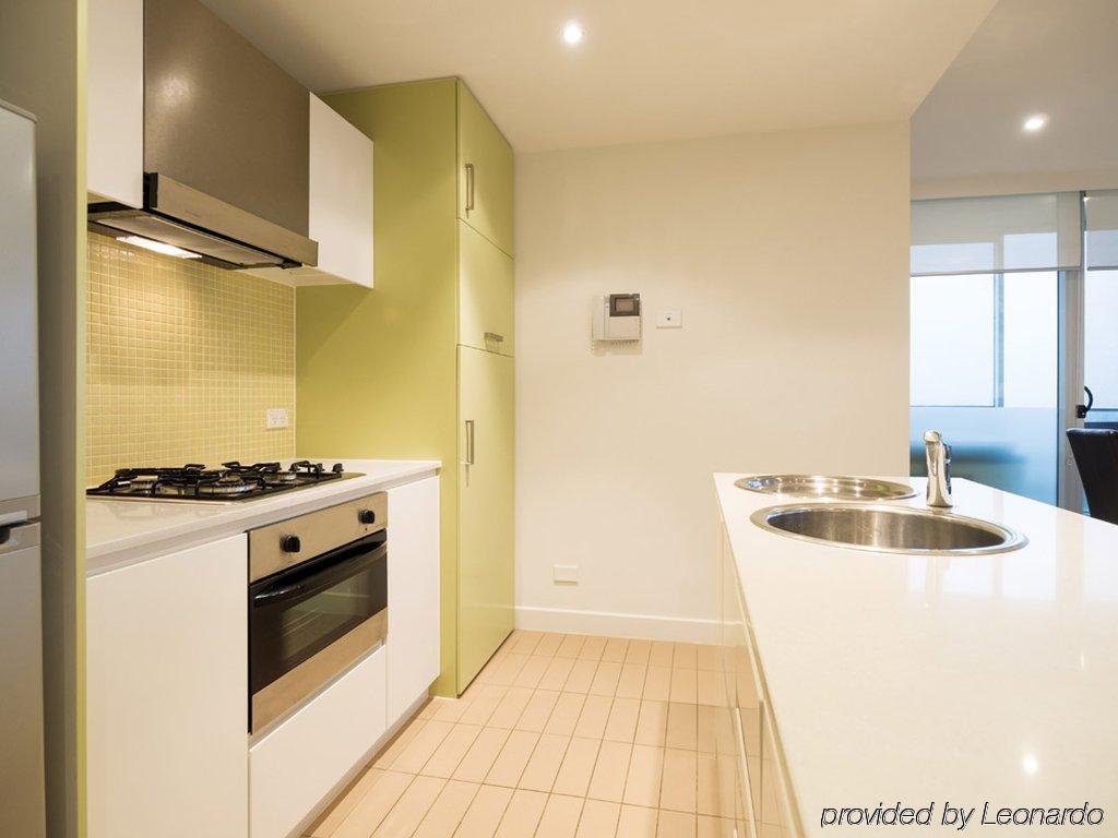 Oaks Glenelg Liberty Suites Adelaide Exterior foto
