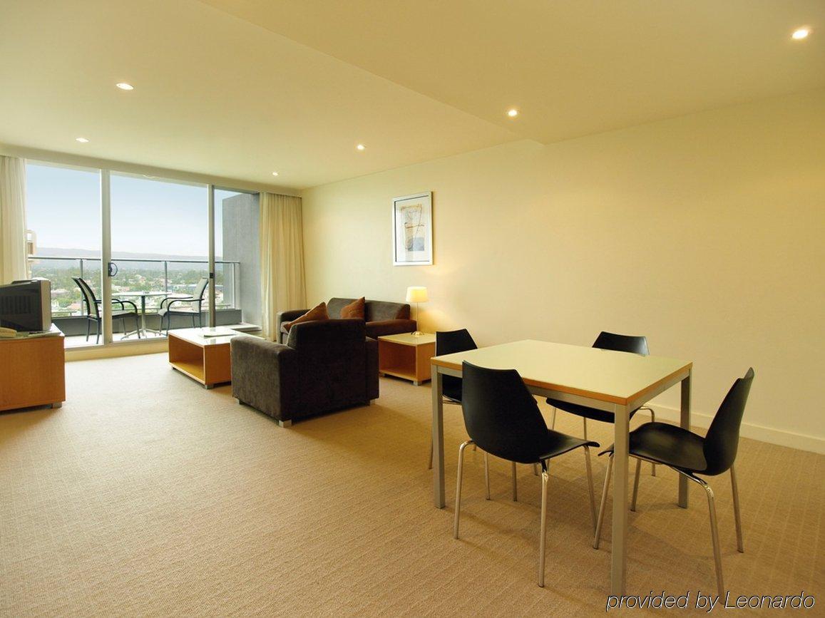 Oaks Glenelg Liberty Suites Adelaide Exterior foto