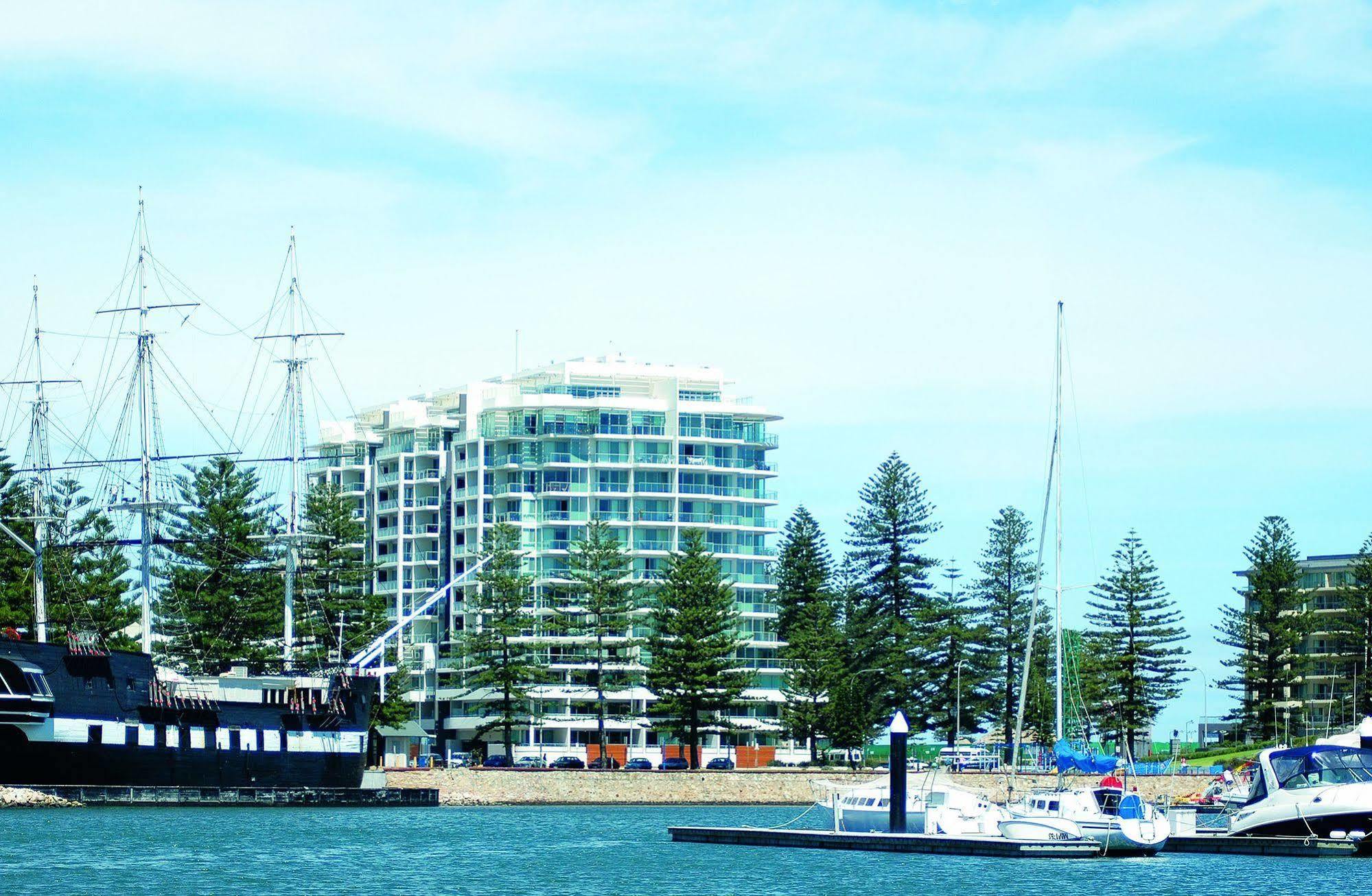 Oaks Glenelg Liberty Suites Adelaide Exterior foto